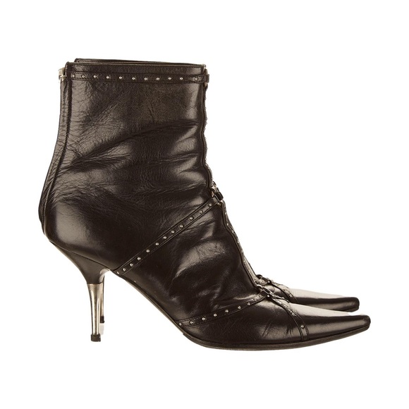 7.5 DIOR BLACK STUDDED ANKLE BOOT - Picture 1 of 3